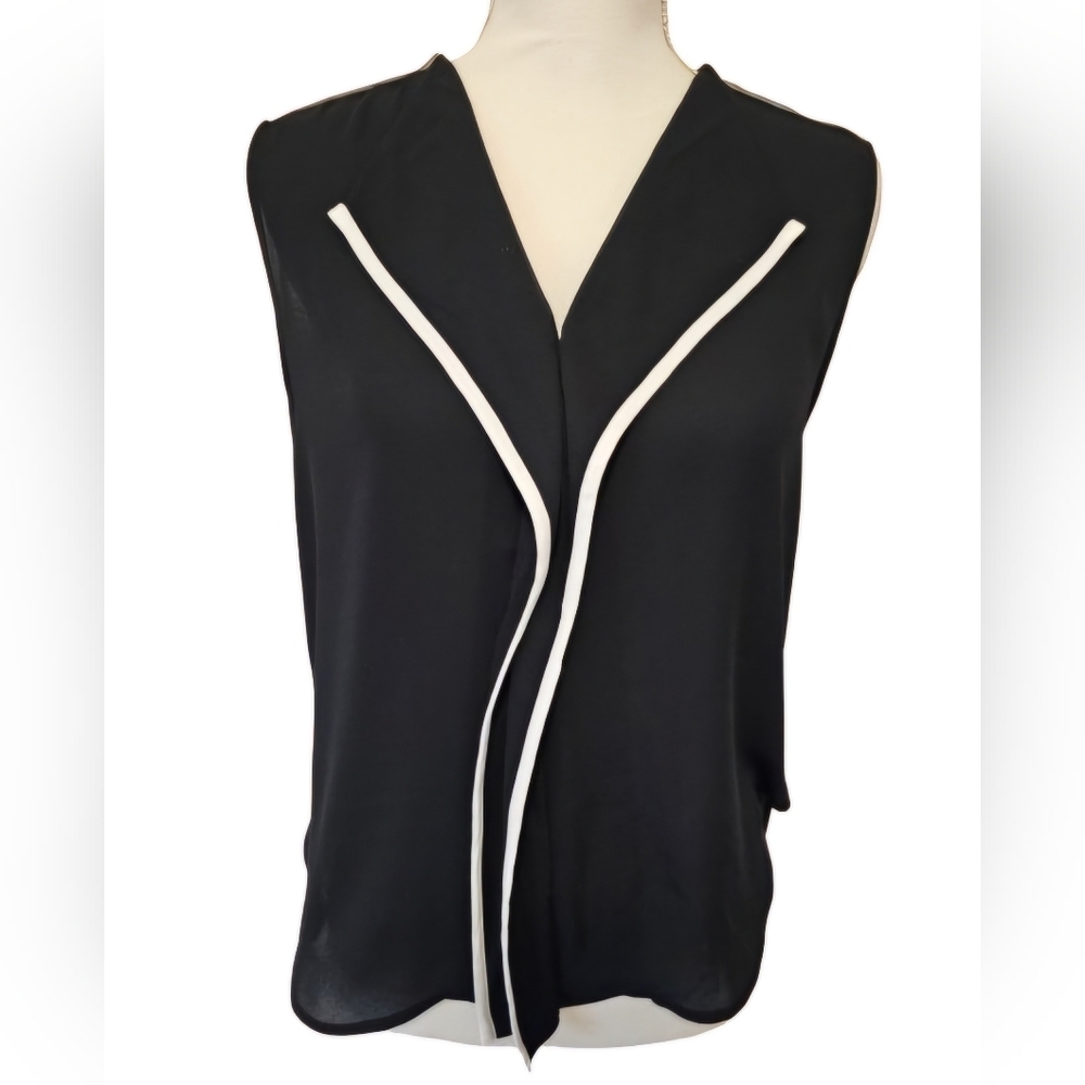 DKNY Black and White Trim Sleeveless Blouse Women's Size Small NWT - Picture 1 of 12